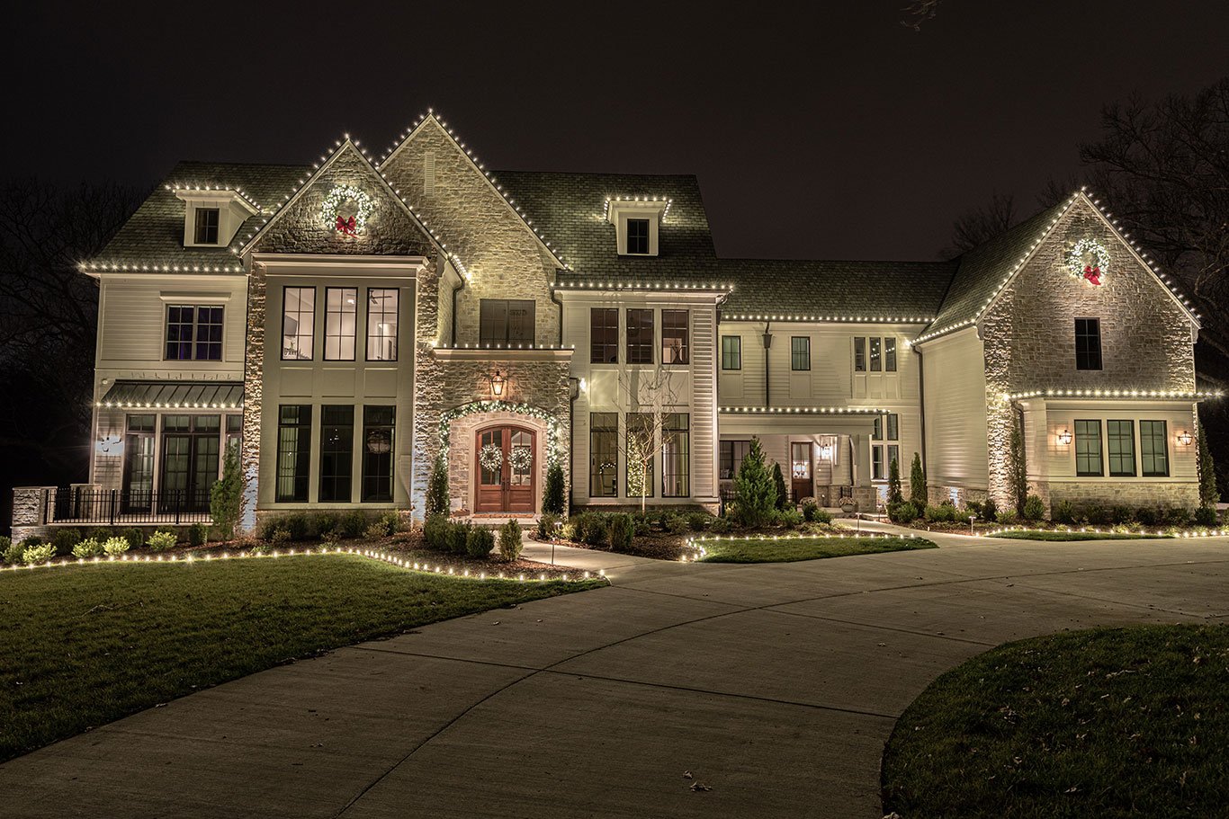 How to Get the Most Value from Quality Holiday Lights with Light Up Nashville